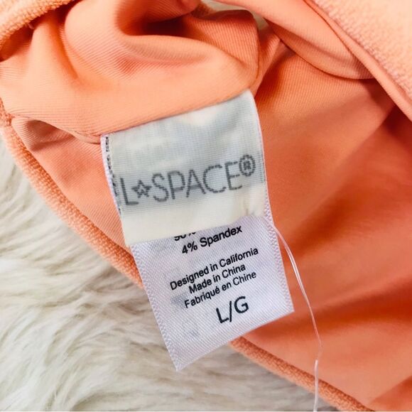 L*SPACE Pastel Peach Terry Cloth Lace Up Bikini Top Dax Terrycloth Large New - Picture 9 of 10